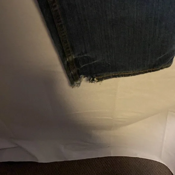 Gap boot fit distressed - Picture 4 of 9